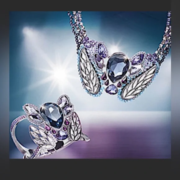 Swarovski parade necklace - Picture 5 of 8